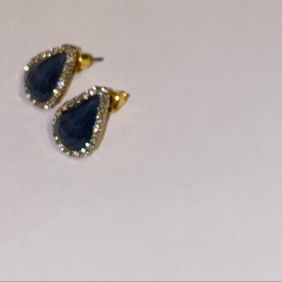Teardrop earrings - Picture 3 of 5